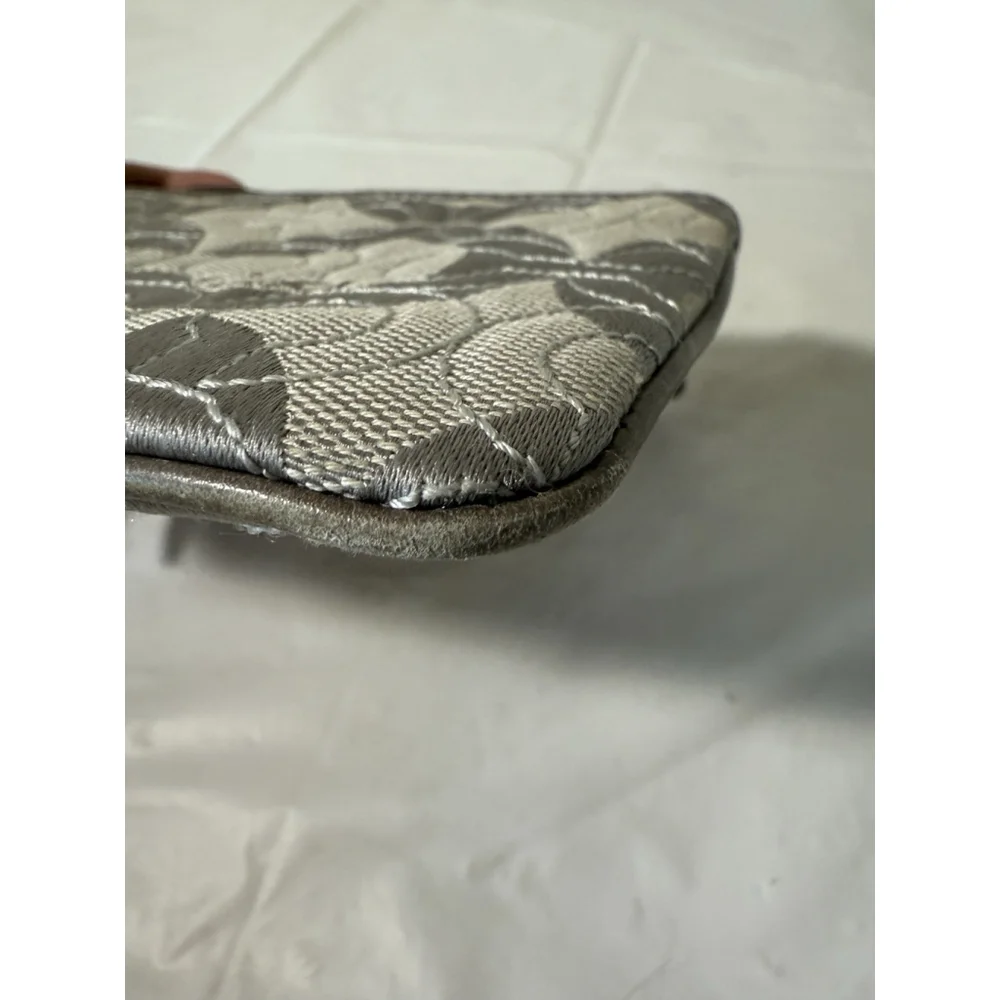 Vintage Coach Signature Optic C Quilted Wristlet